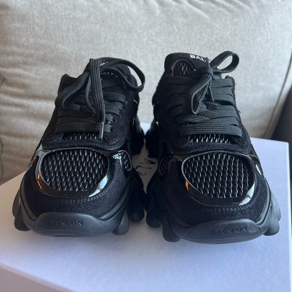 Balmain B-East Sneakers - Picture 2 of 8